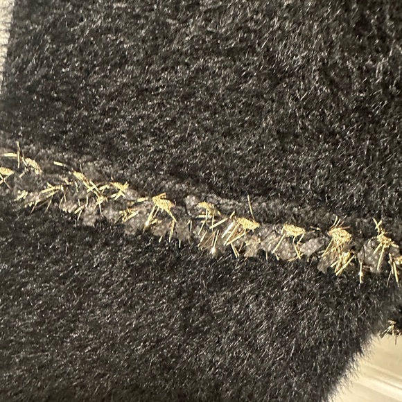 Cardigan - Picture 6 of 9